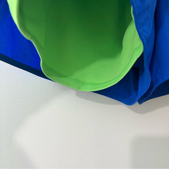 Fabletics Austyn Run Electric Blue Lined Workout Running Shorts - Picture 4 of 12